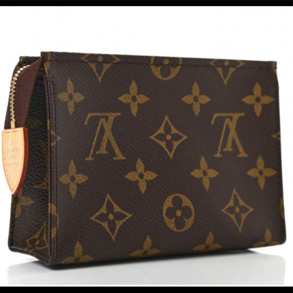 Louis Vuitton cosmetics/Toiletries bag with No strap 100% Authentic - Picture 3 of 14